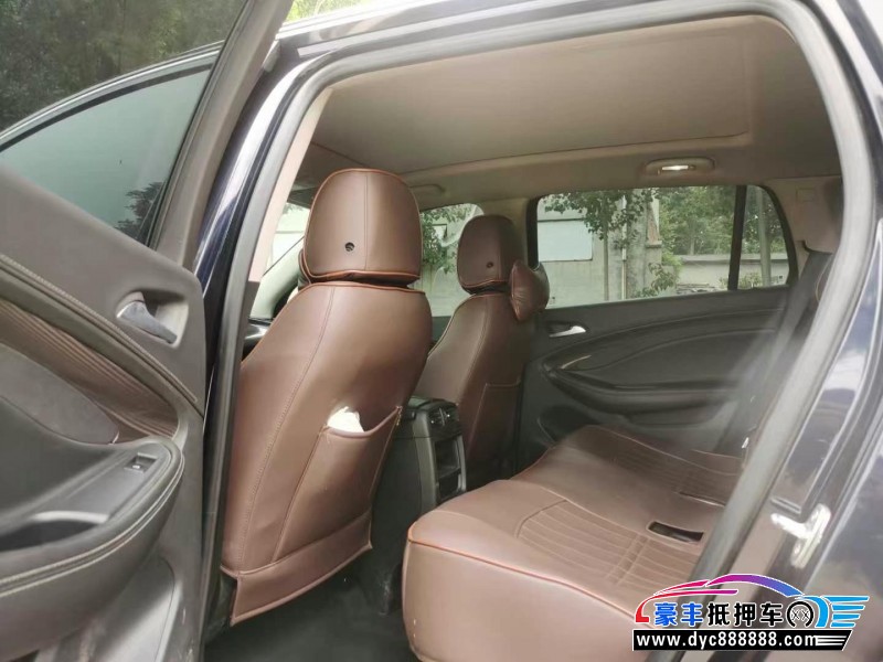 20年别克昂科威轿车抵押车出售