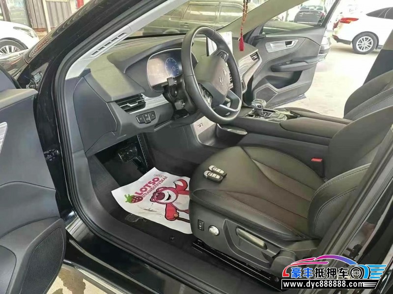 24年红旗EQM5轿车抵押车出售