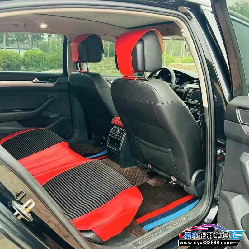 18年大众迈腾轿车抵押车出售