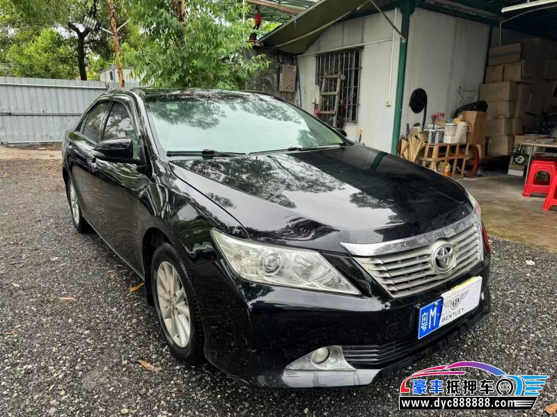 13年丰田凯美瑞轿车抵押车出售