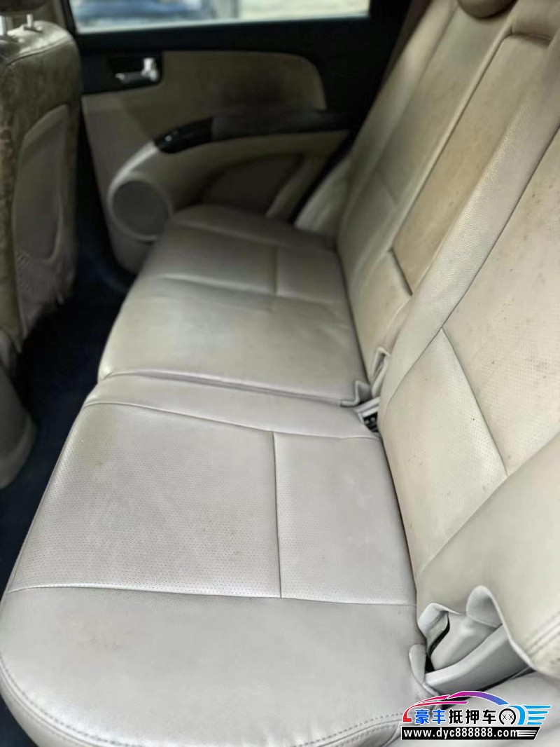 12年起亚狮跑SUV抵押车出售