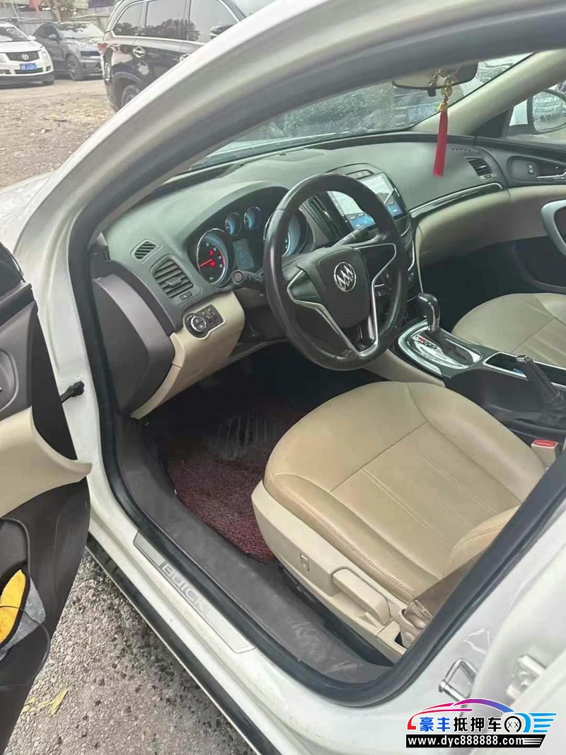 14年别克君威轿车抵押车出售