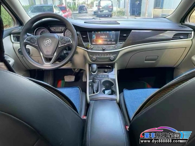 19年别克威朗轿车抵押车出售