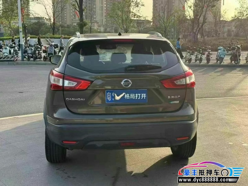 18年日产逍客轿车抵押车出售