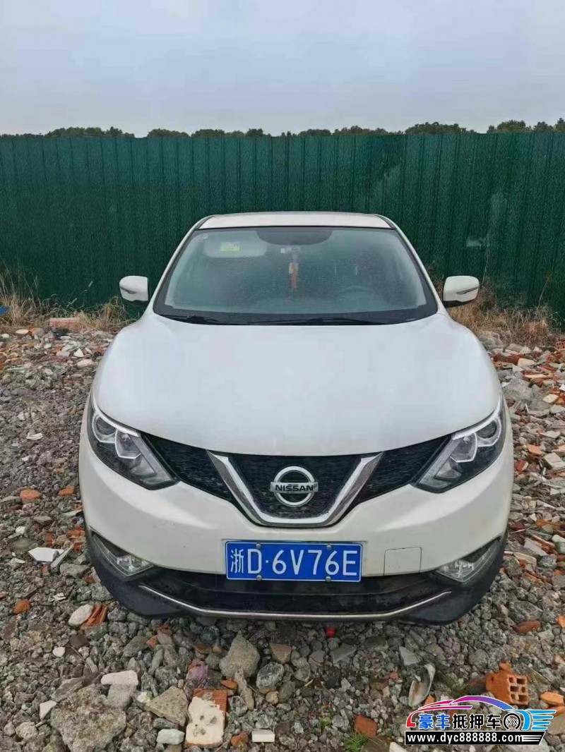 17年日产逍客轿车抵押车出售