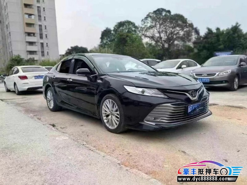 21年丰田凯美瑞轿车抵押车出售