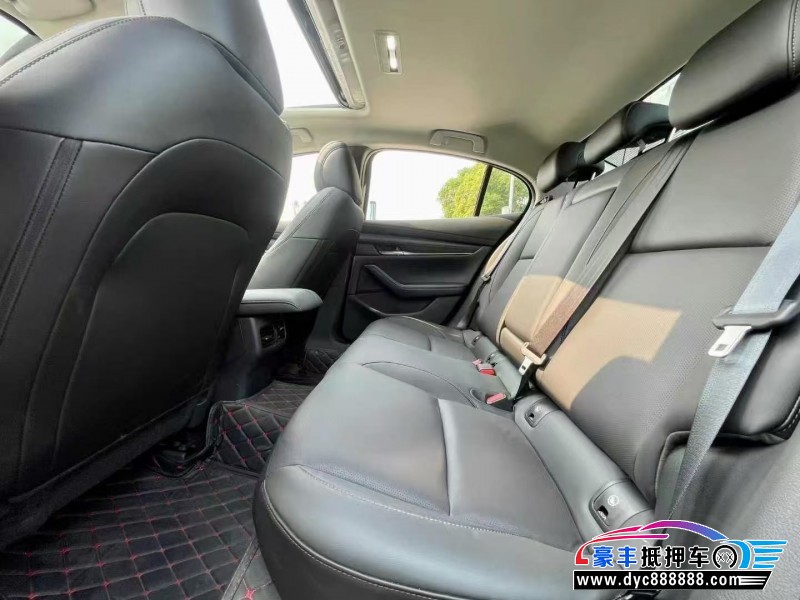 24年马自达昂克赛拉轿车抵押车出售