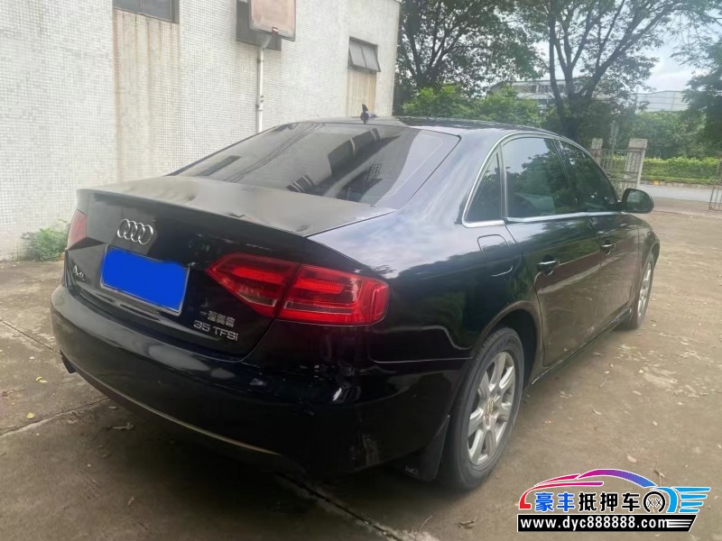 10年奥迪A4轿车抵押车出售