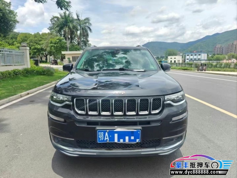 18年Jeep指挥官轿车抵押车出售