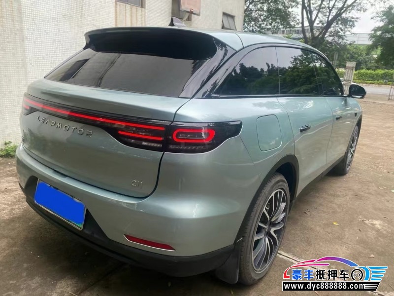 23年零跑C11轿车抵押车出售