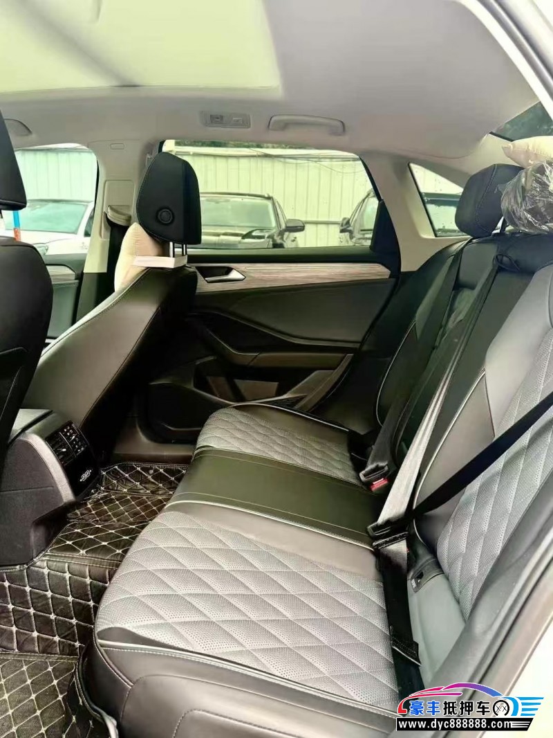 24年大众速腾轿车抵押车出售