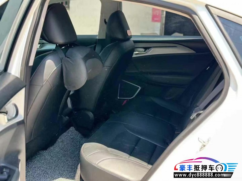 24年吉利几何轿车抵押车出售