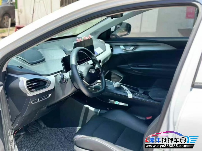 24年吉利几何轿车抵押车出售