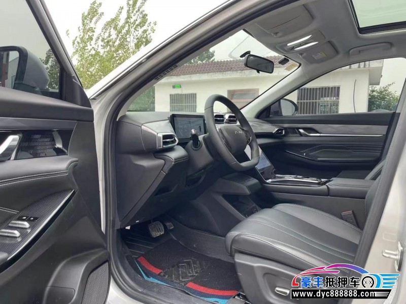 24年东风风神浩瀚轿车抵押车出售