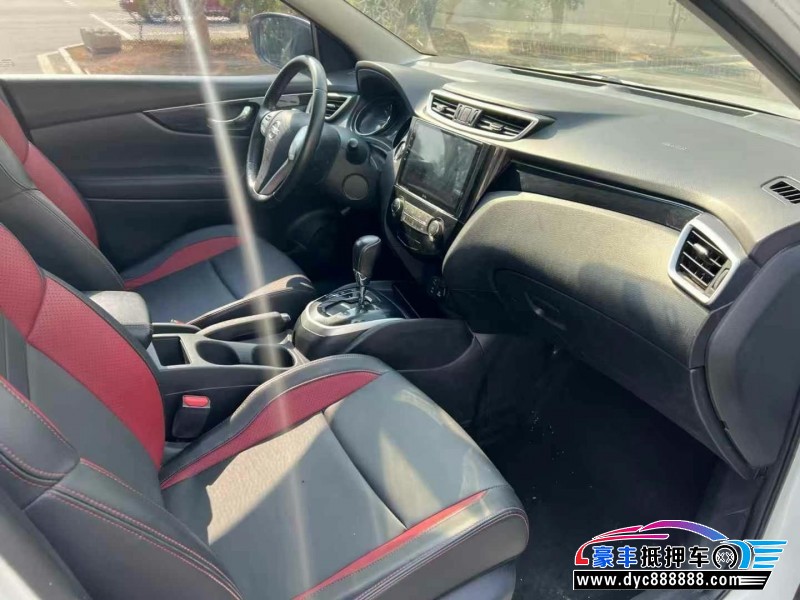 19年日产逍客轿车抵押车出售