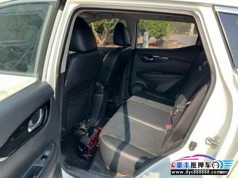 19年日产逍客轿车抵押车出售