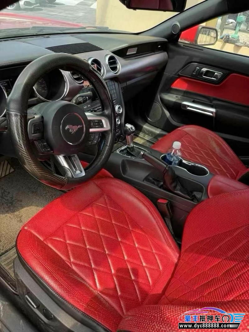 18年福特野马轿车抵押车出售