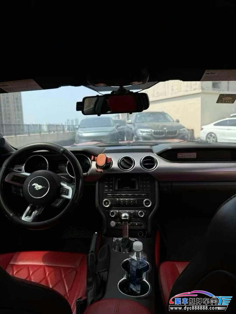 18年福特野马轿车抵押车出售