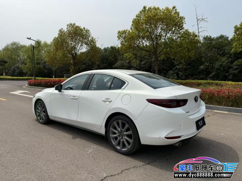 22年马自达昂克赛拉轿车抵押车出售