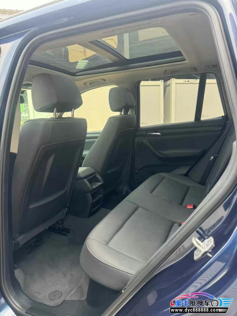 17年宝马X3轿车抵押车出售