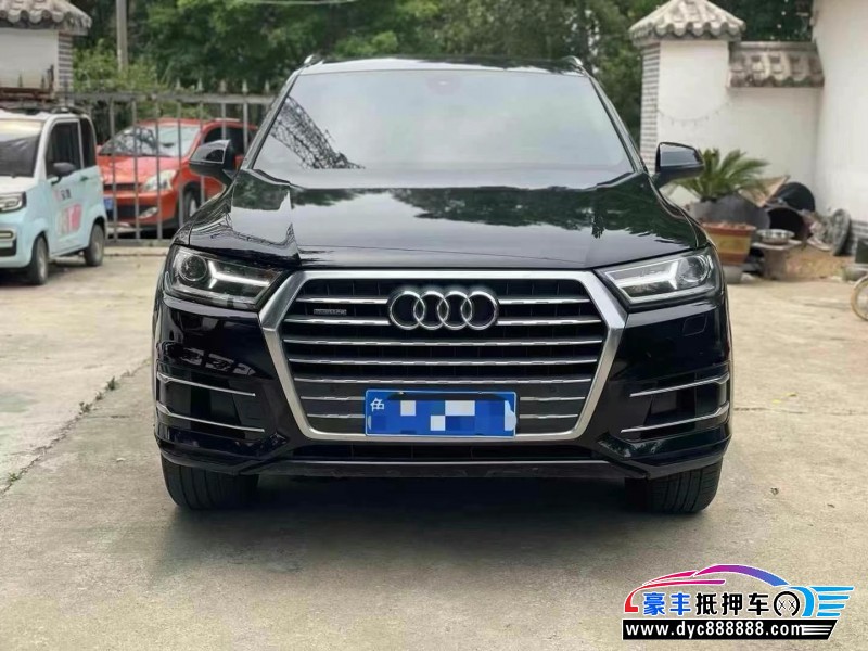 16年奥迪Q7轿车