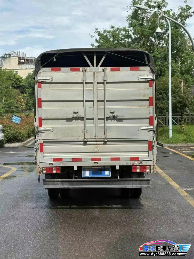 24年长安跨越跨越王轿车抵押车出售