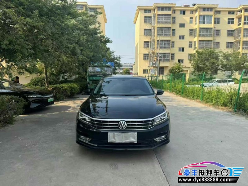 抵押车出售18年大众帕萨特轿车