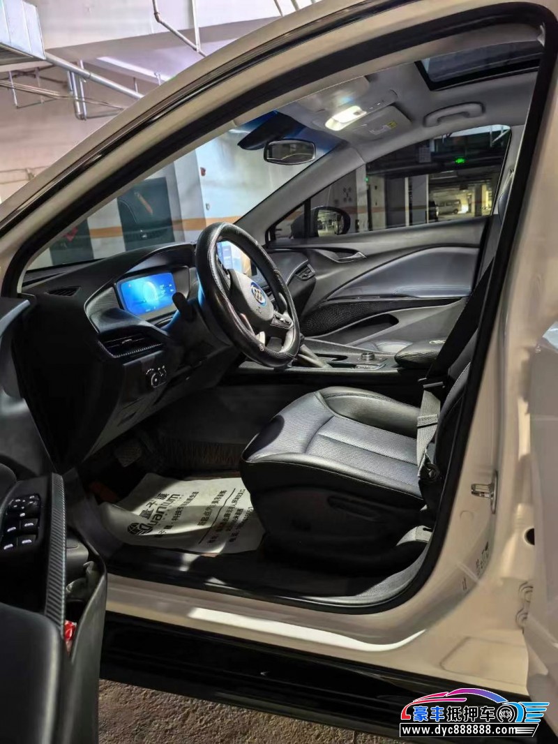 24年别克微蓝轿车抵押车出售