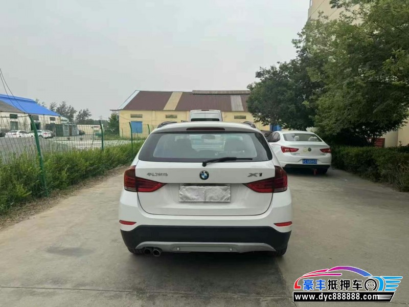 15年宝马X1轿车抵押车出售