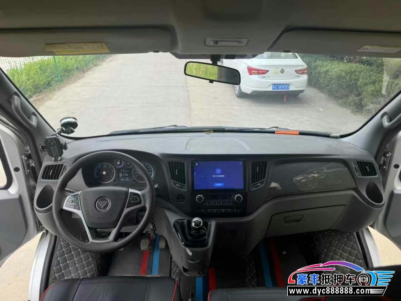 22年福田图雅诺轿车抵押车出售