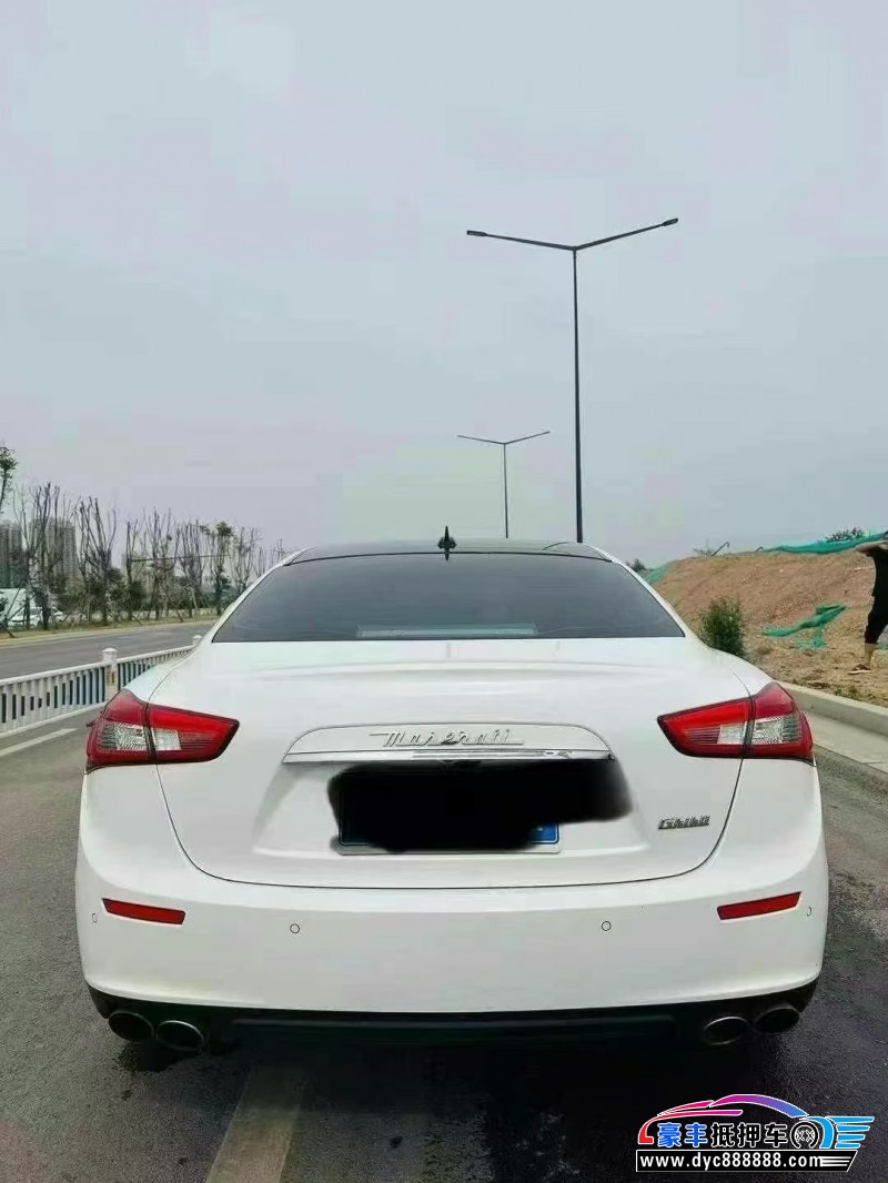 15年玛莎拉蒂Ghibli轿车抵押车出售