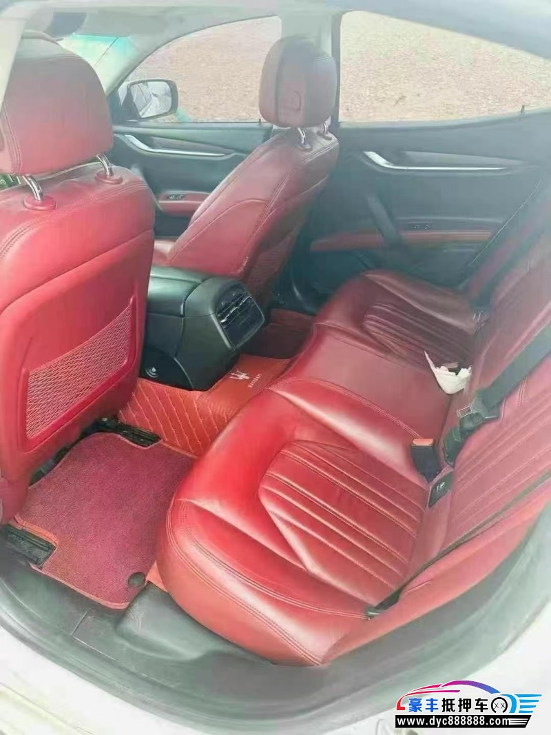 15年玛莎拉蒂Ghibli轿车抵押车出售