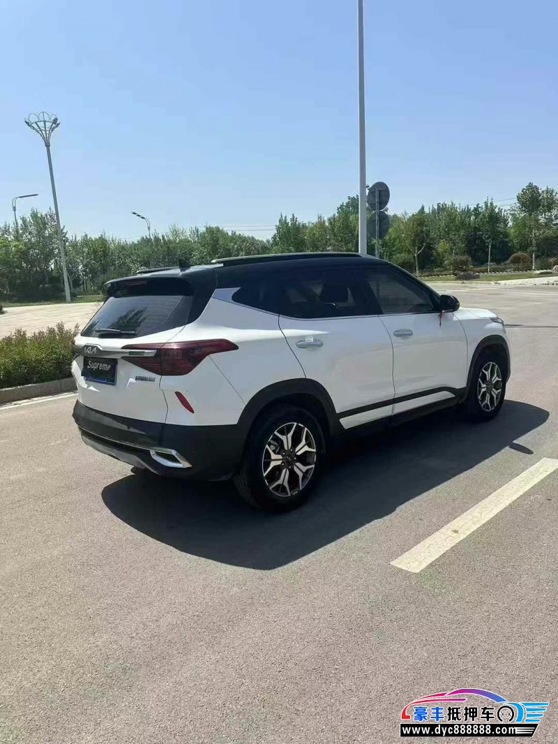 23年起亚KX3轿车抵押车出售