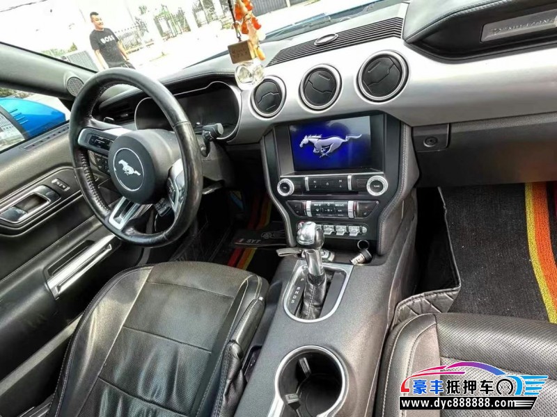 19年福特野马轿车抵押车出售