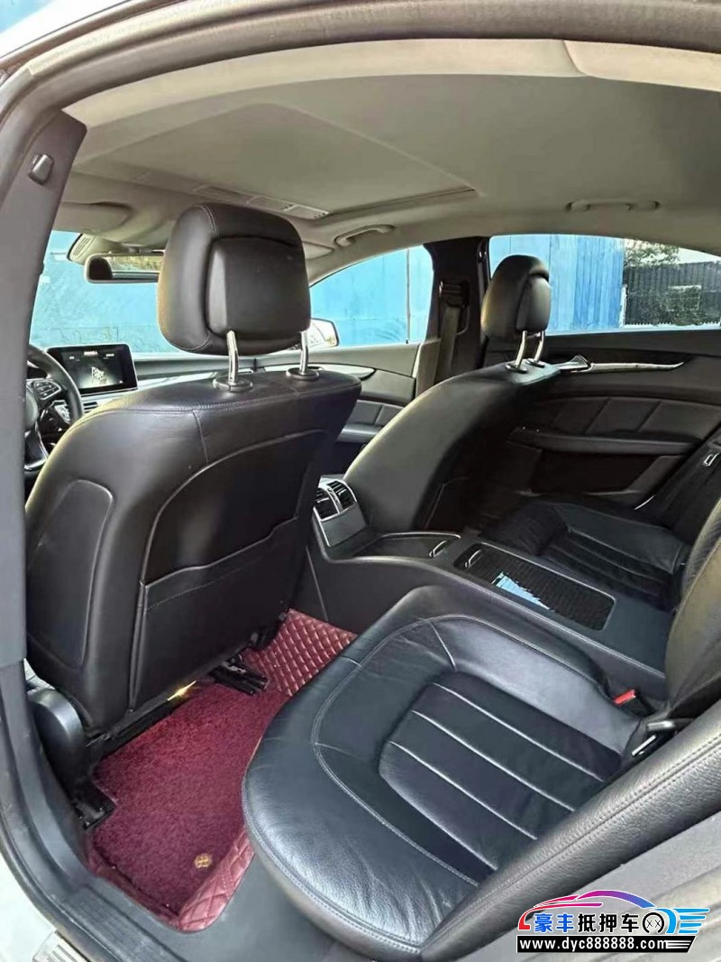 15年奔驰CLS轿车抵押车出售