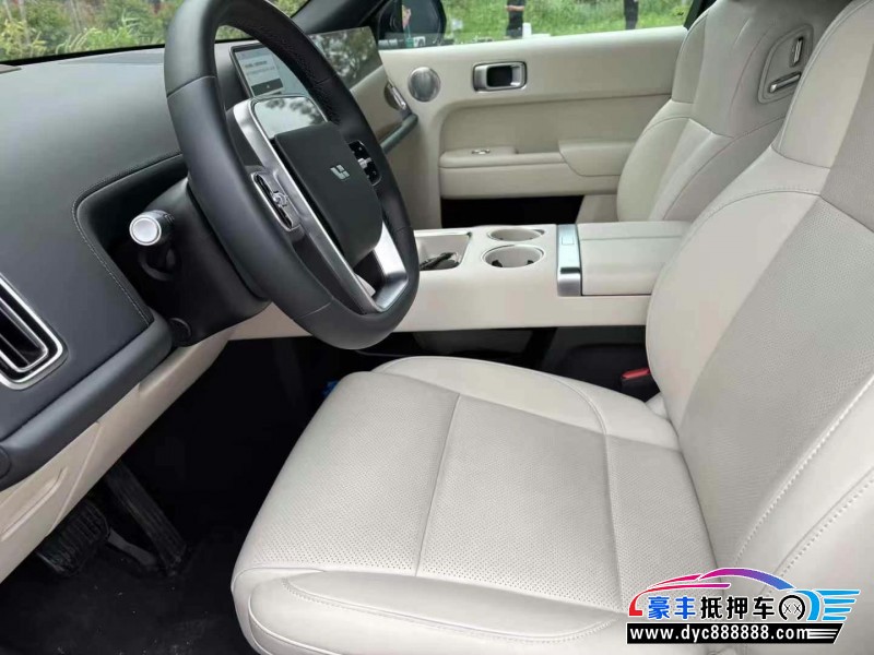 24年理想L9轿车抵押车出售