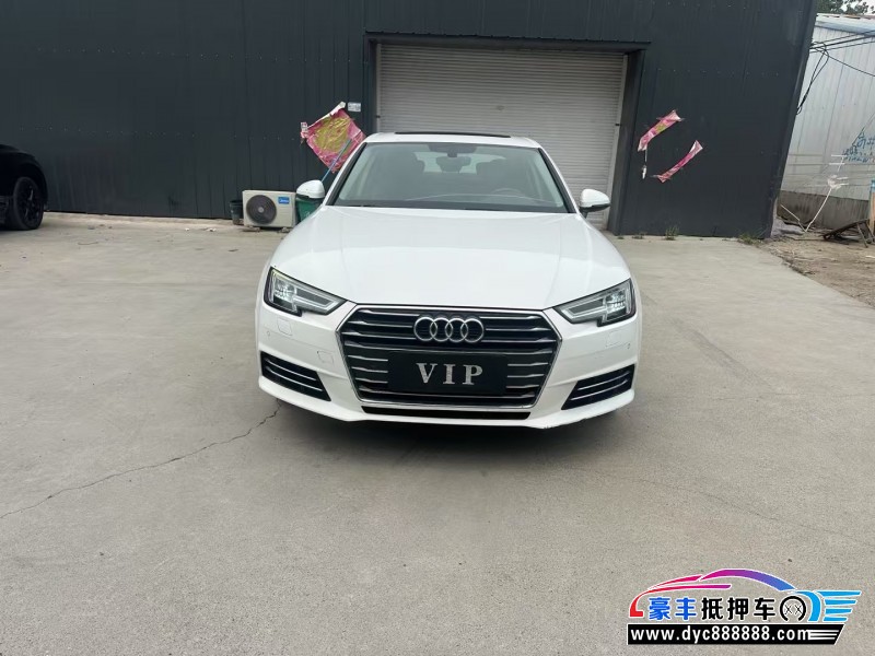 抵押车出售18年奥迪A4L轿车