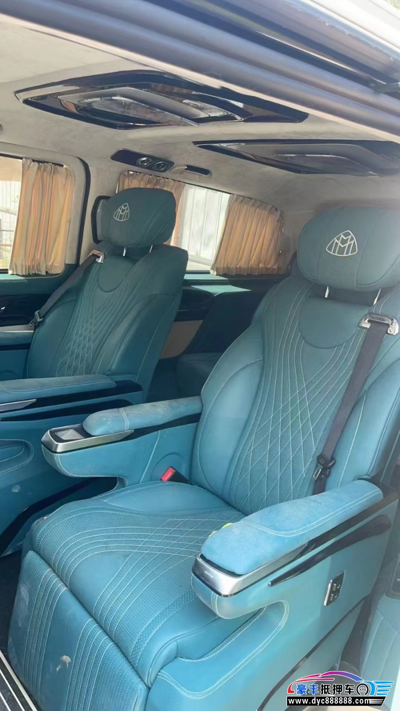 21年奔驰威霆轿车抵押车出售