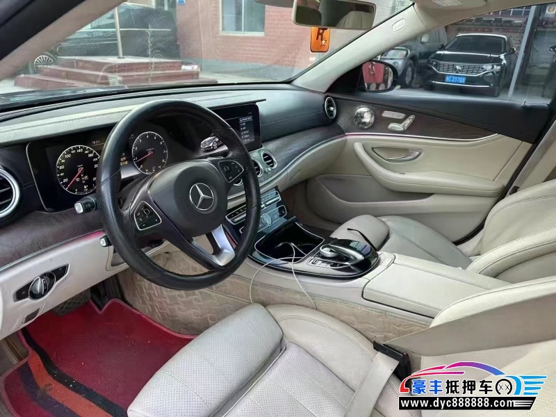 17年奔驰E轿车抵押车出售