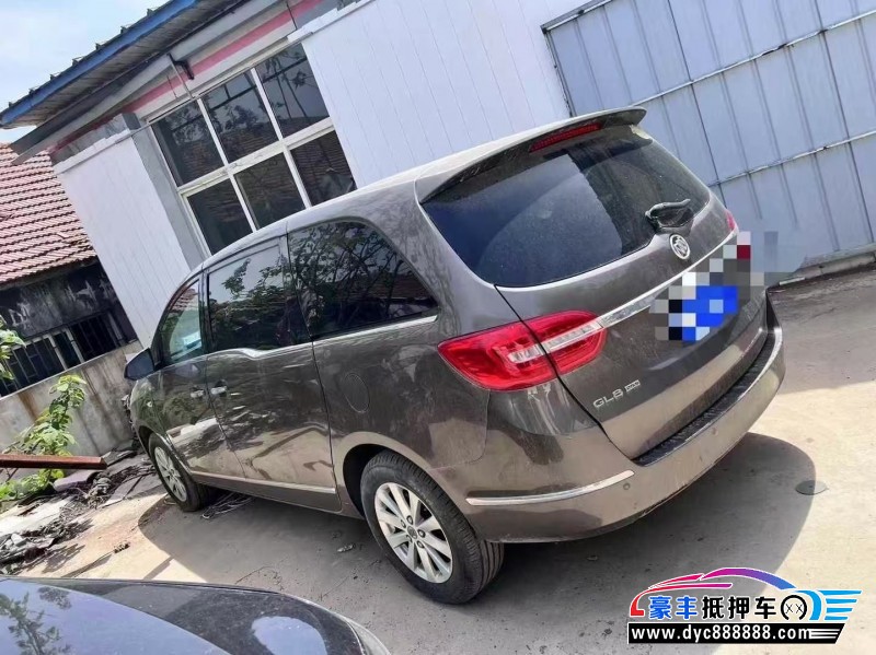 18年别克GL8轿车抵押车出售