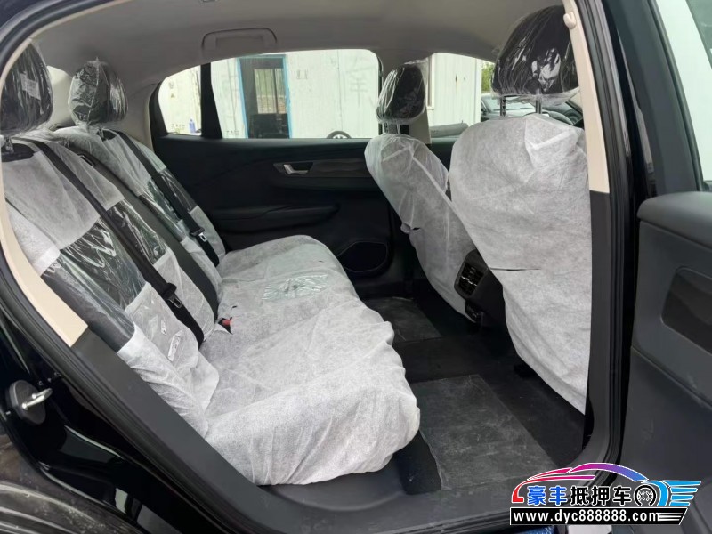 24年红旗EQM5轿车抵押车出售