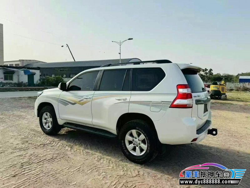 17年丰田普拉多（霸道）轿车抵押车出售