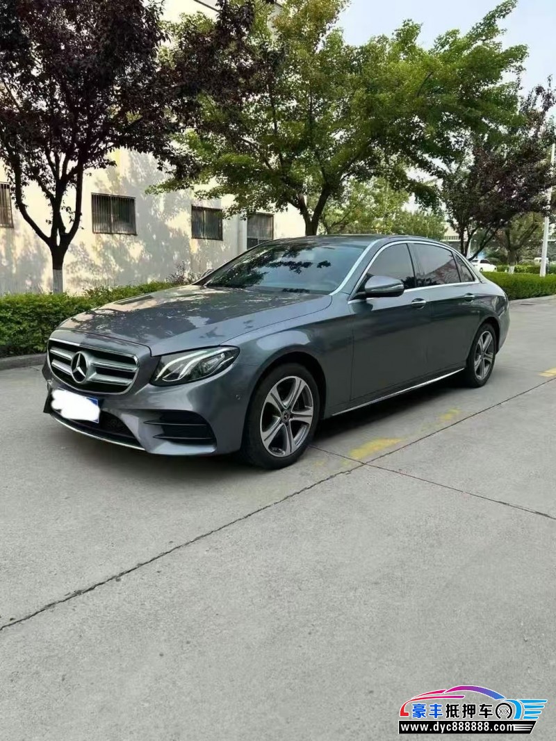 19年奔驰E轿车抵押车出售