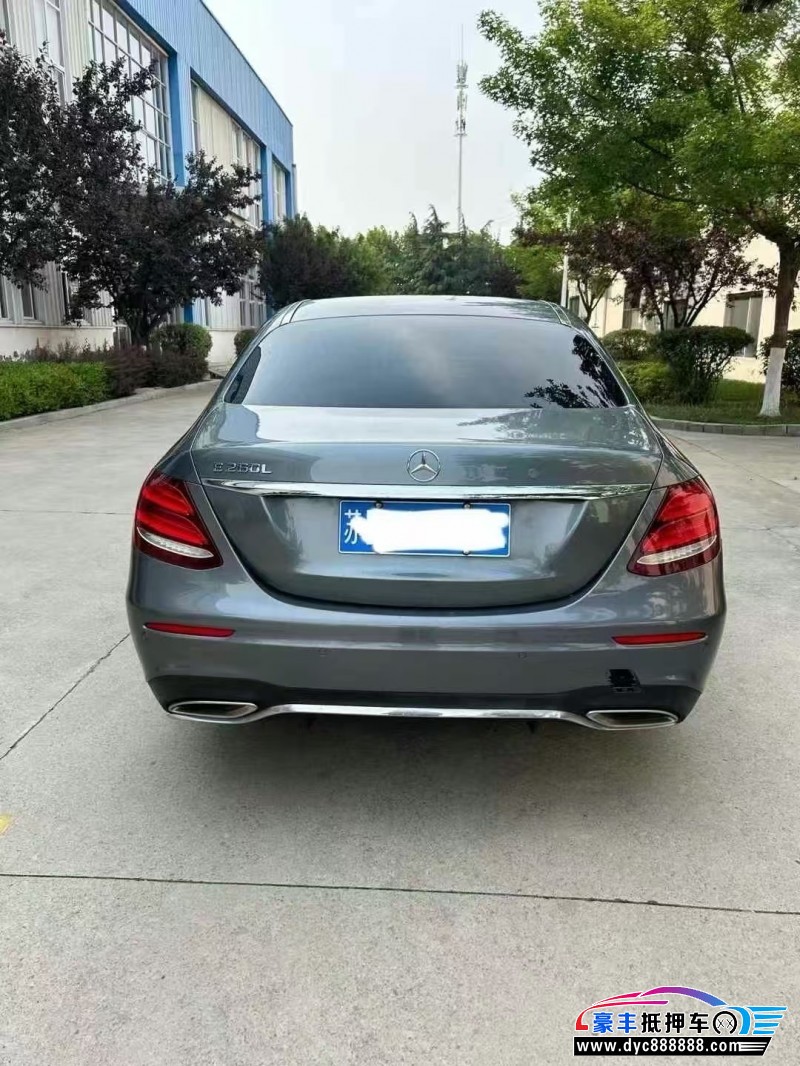 19年奔驰E轿车抵押车出售