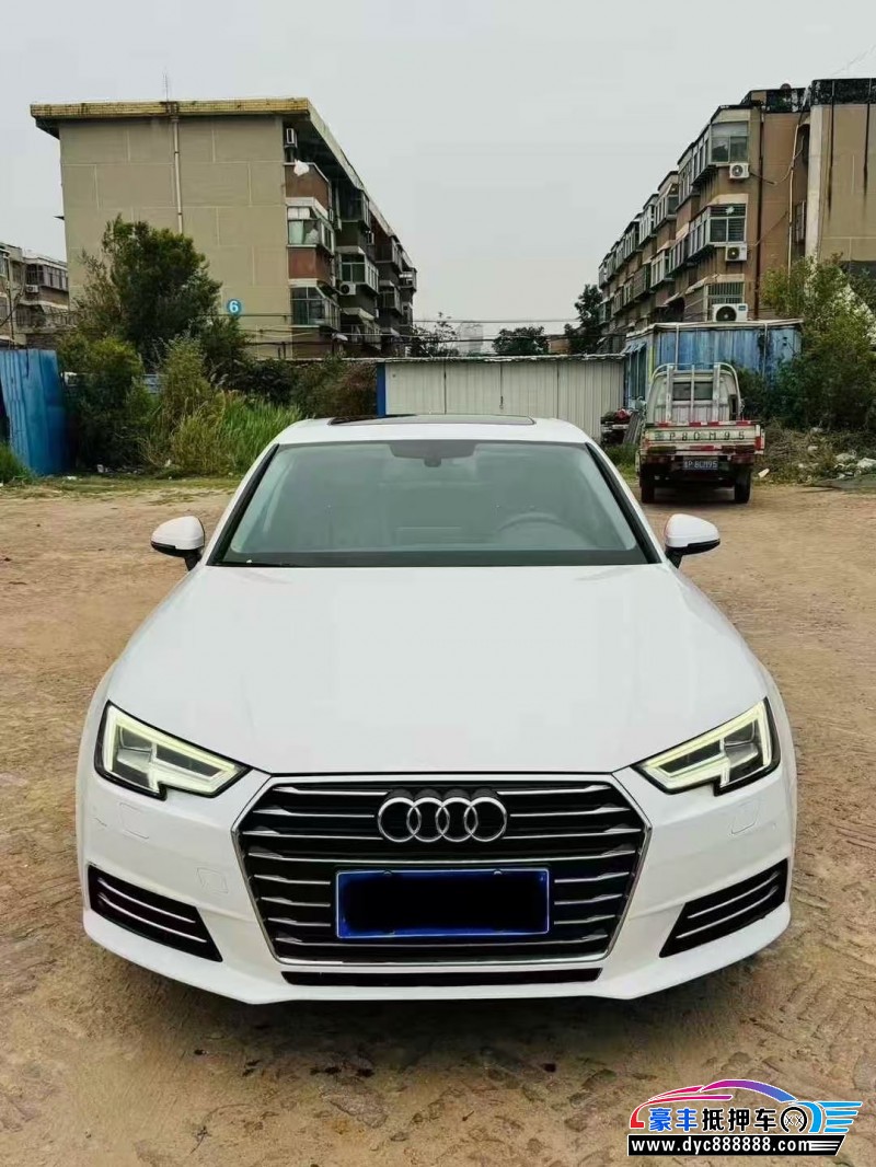 抵押车出售17年奥迪A4L轿车