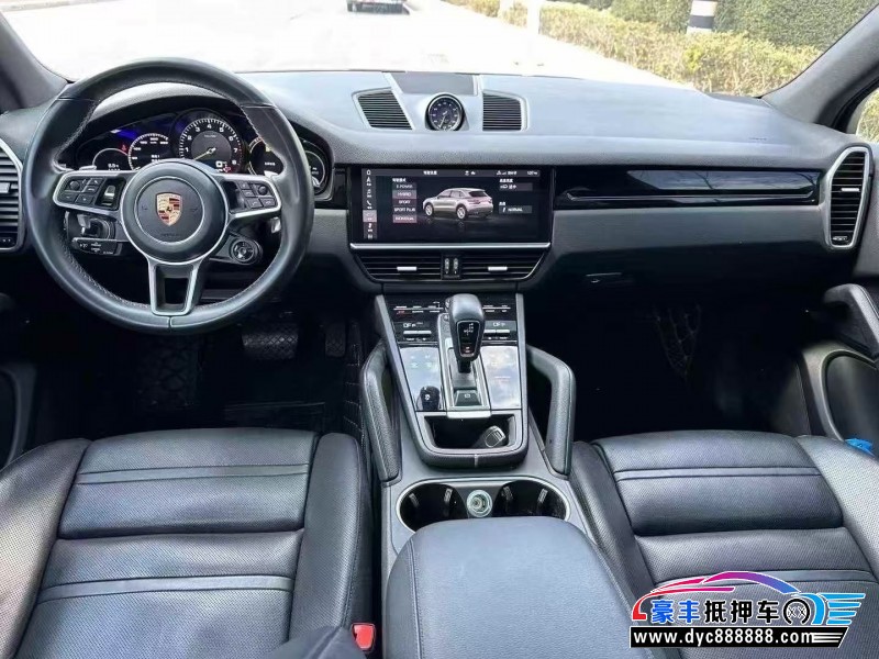 20年保时捷卡宴轿车抵押车出售