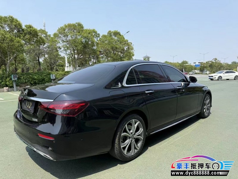 21年奔驰E轿车抵押车出售