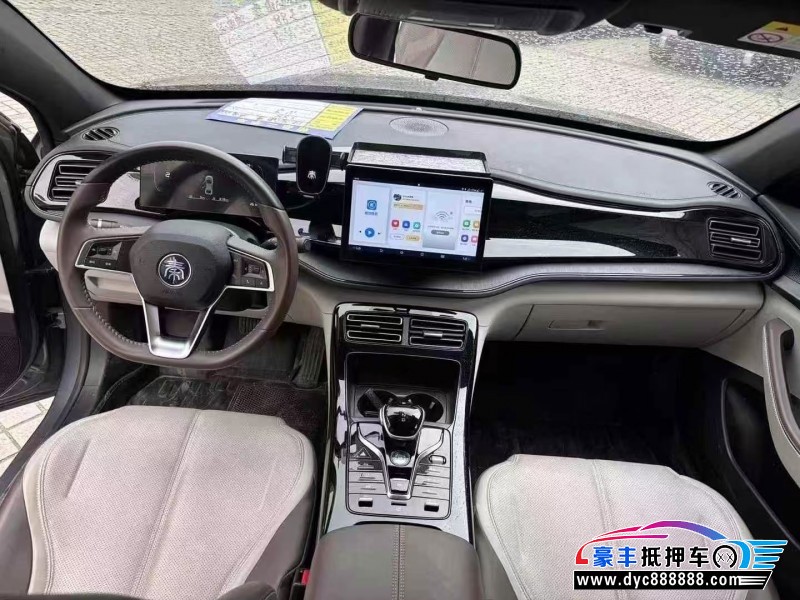 23年比亚迪秦轿车抵押车出售