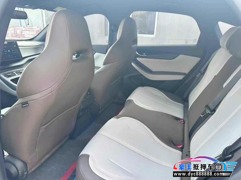 23年比亚迪秦轿车抵押车出售