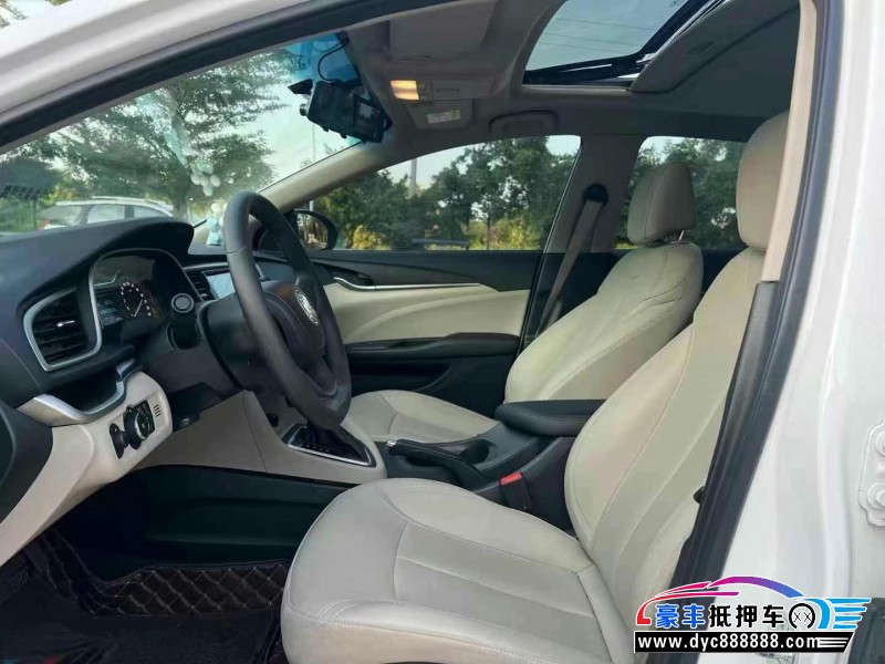 20年别克英朗轿车抵押车出售